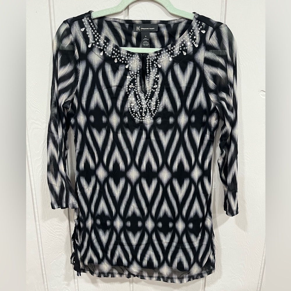 INC International Concepts Black and White Patterned Blouse